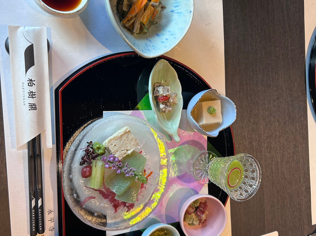 永平寺 柏树关酒店主图