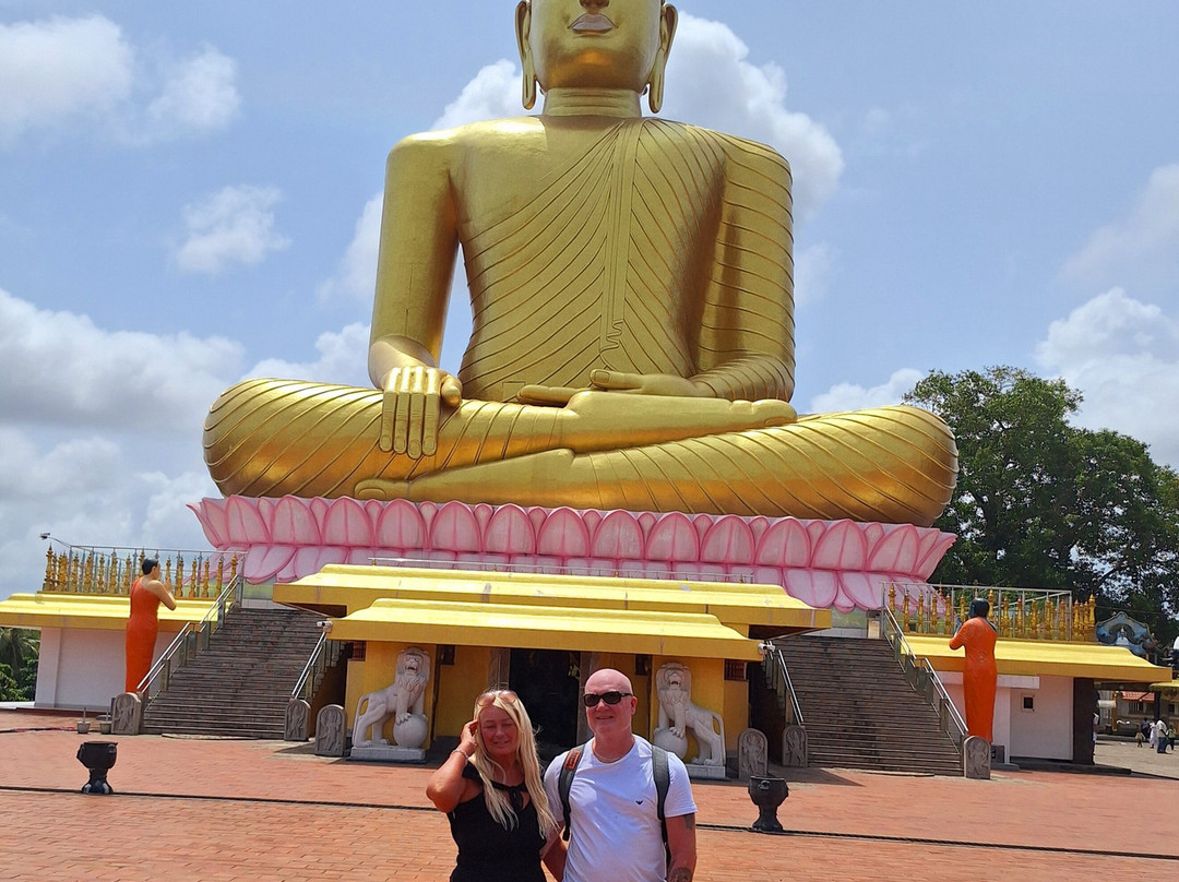 Tony Sri Lanka Tours-亚洪加拉必去景点