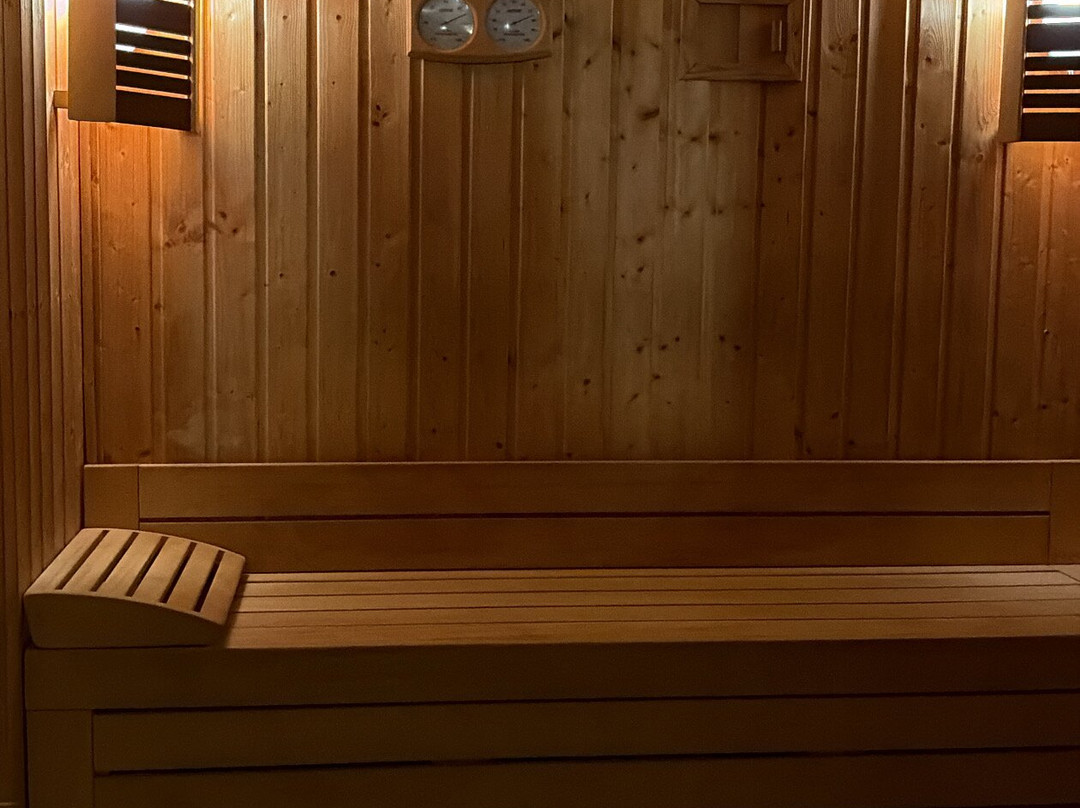 康缇希纳 SPA 套房酒店主图