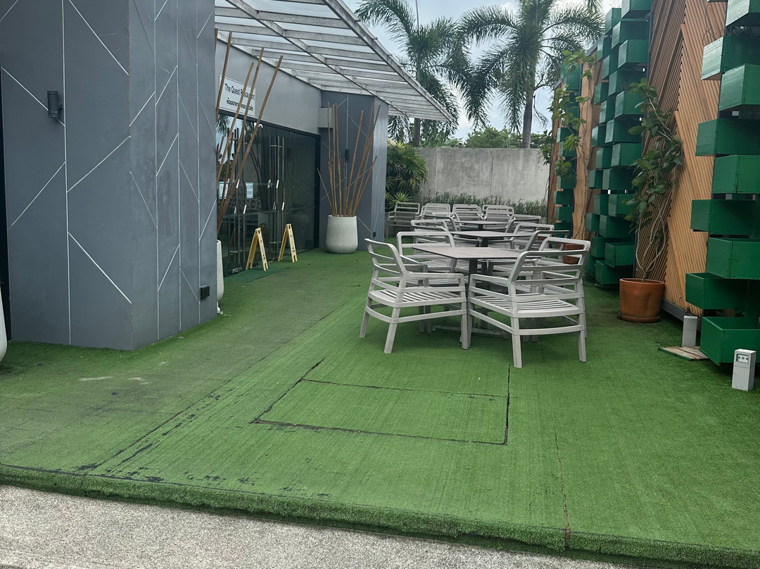 普吉岛海滨酒店主图