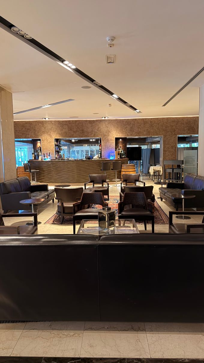 雷吉纳玛格丽塔酒店-旅行者