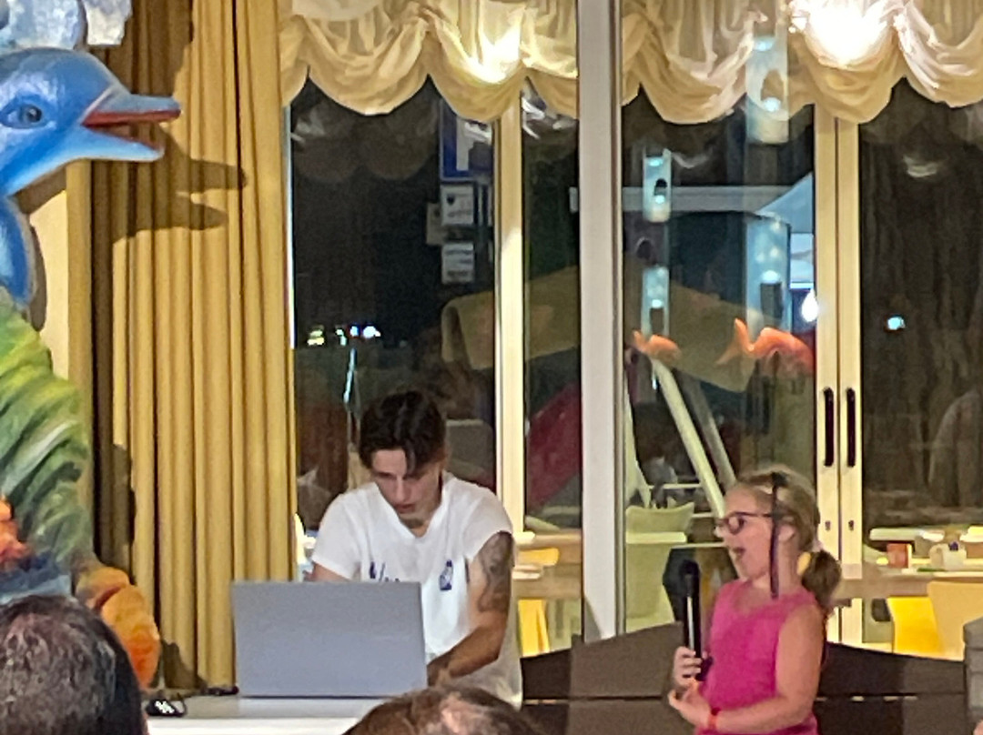 Pinetina Mare亲子家庭酒店主图