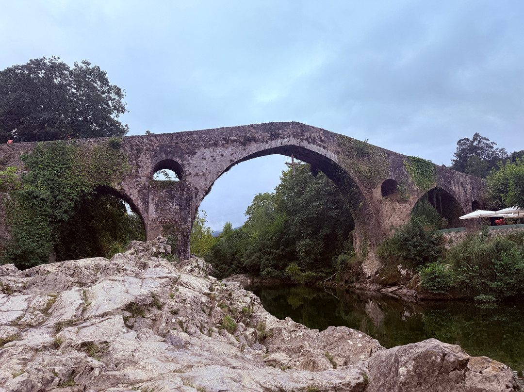 Puente Romano-Cangas de Onis必去景点