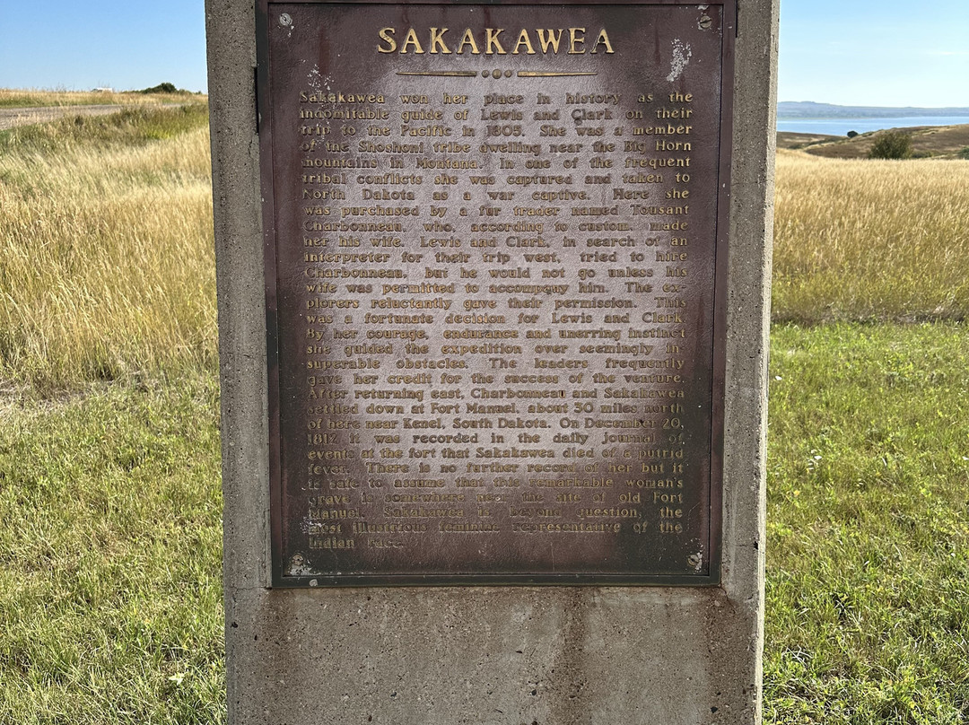 Sitting Bull Memorial-Mobridge必去景点