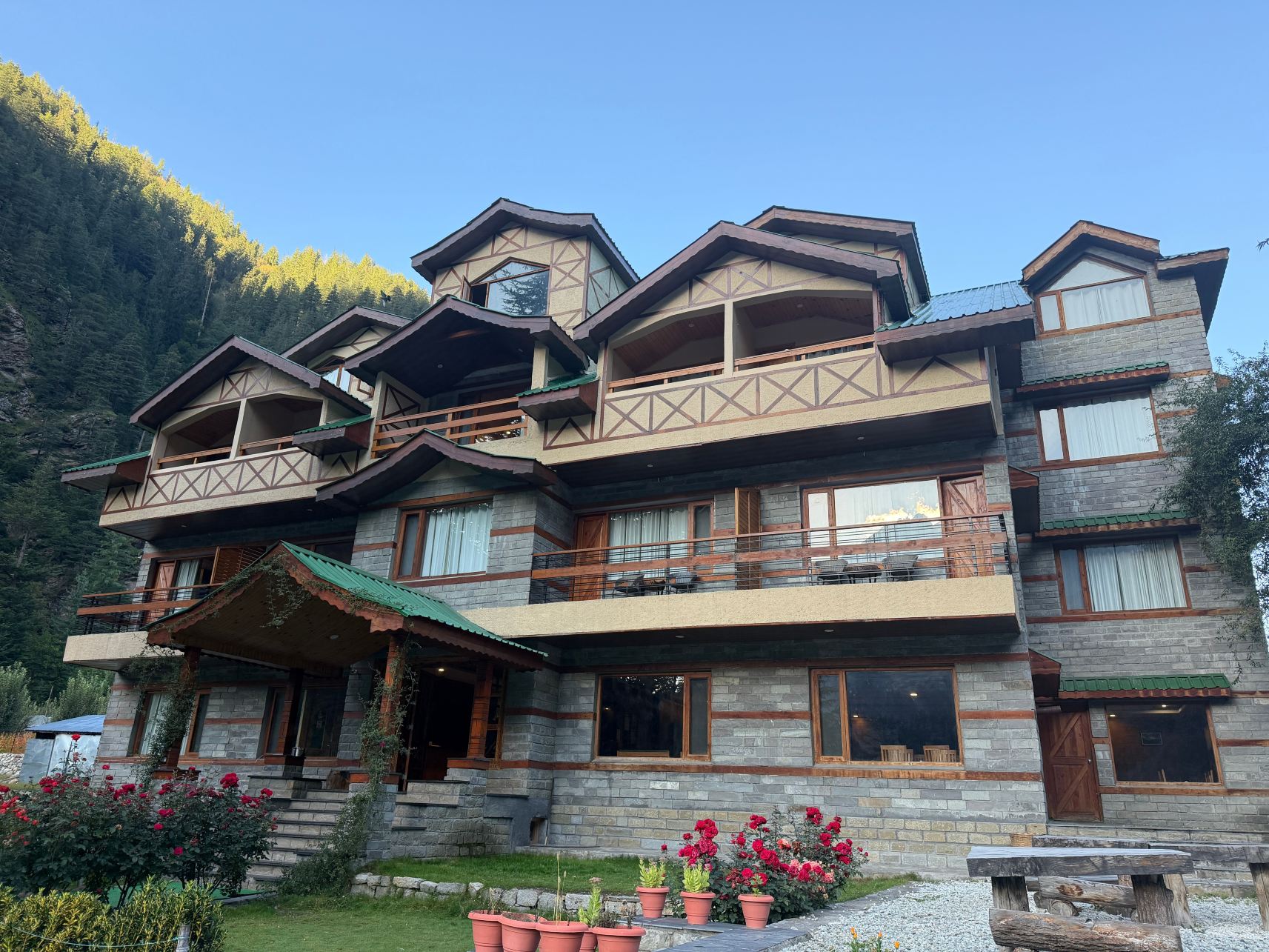 巴特塞利酒店-旅行者