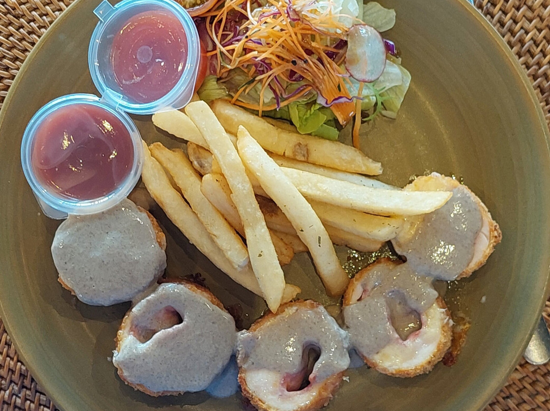 Grand Puncak Sari Restaurant