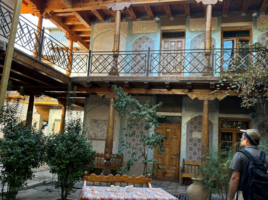 Old Jewish House And Gallery-布哈拉必去景点