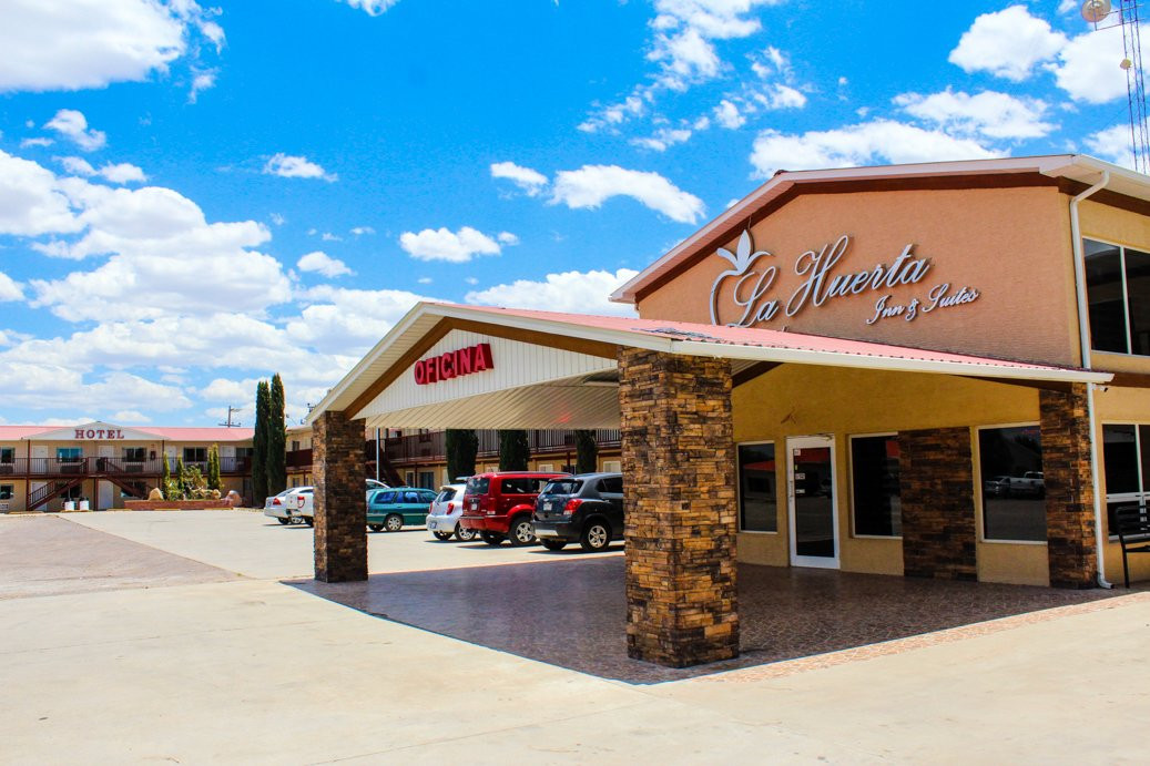 瓜特穆斯酒店住宿-Hotel La Huerta Inn