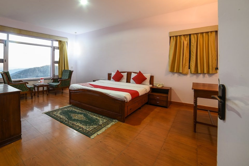 OYO 22808 Cedar Height