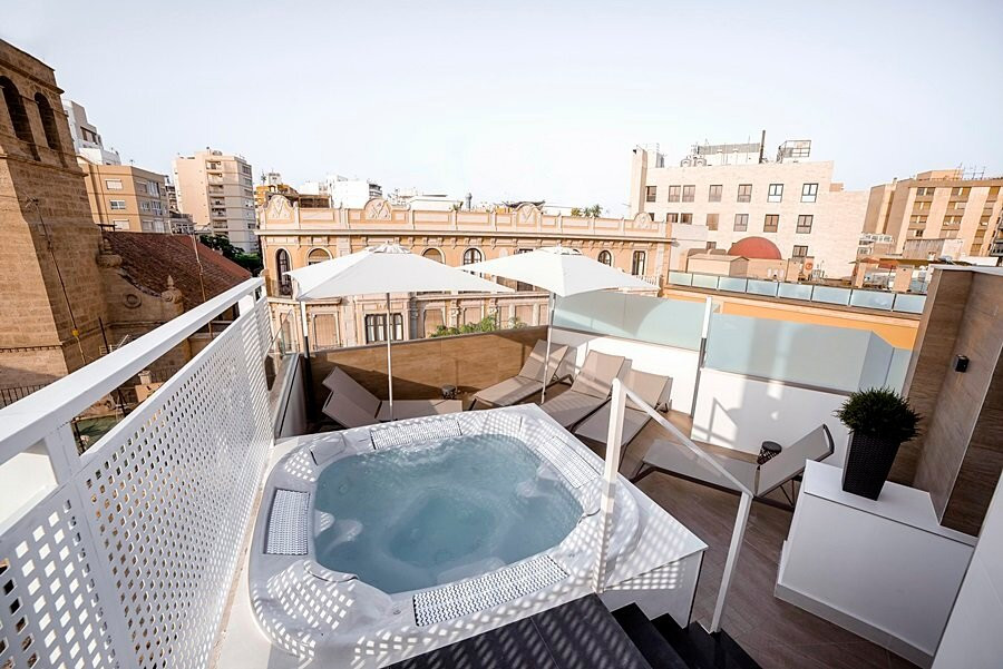Hotel Nuevo Torreluz主图