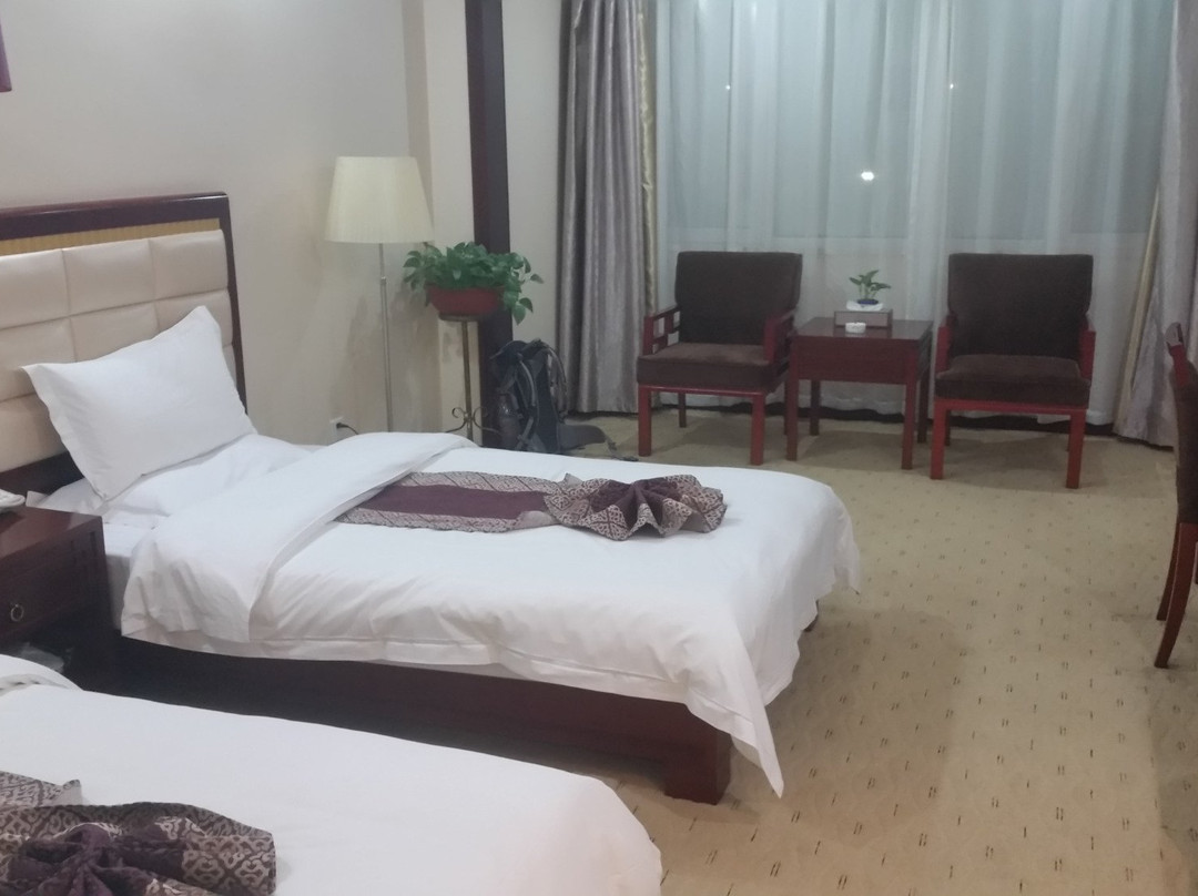 祁连山大酒店主图