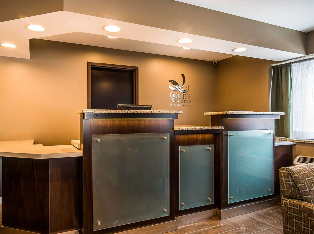 Clarion Pointe Downtown主图