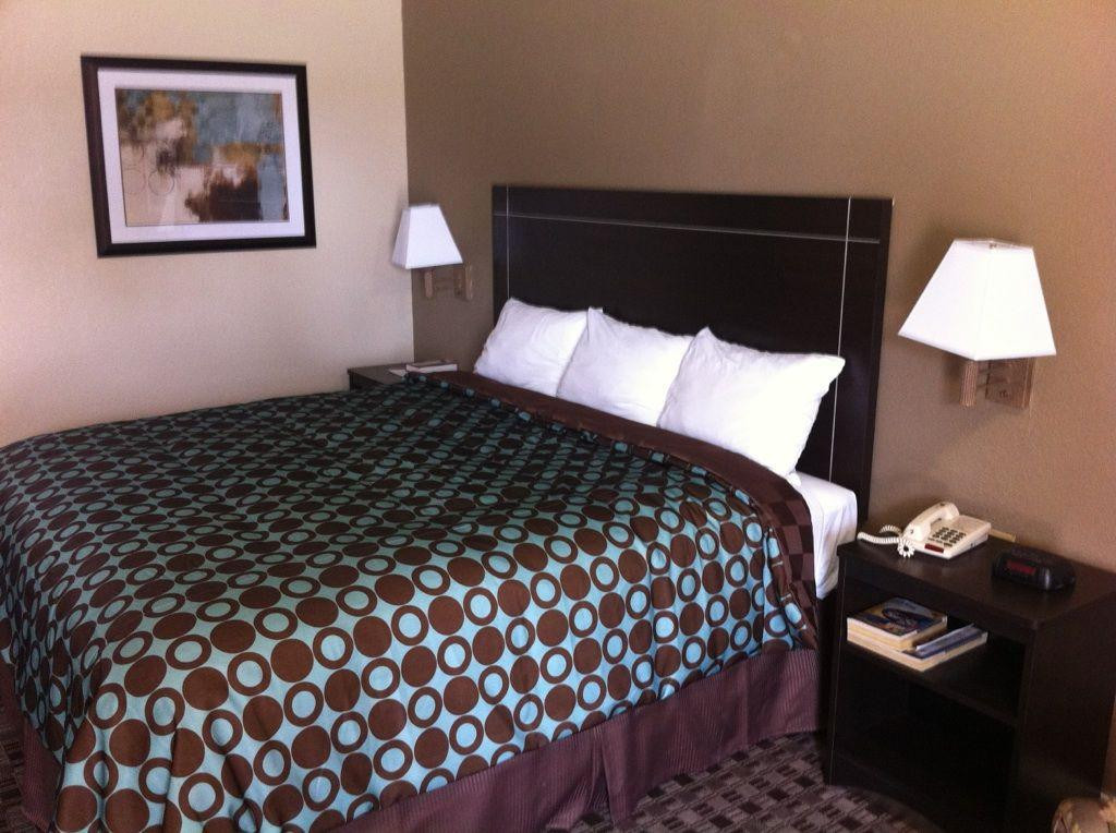 Falcon Executive Inn