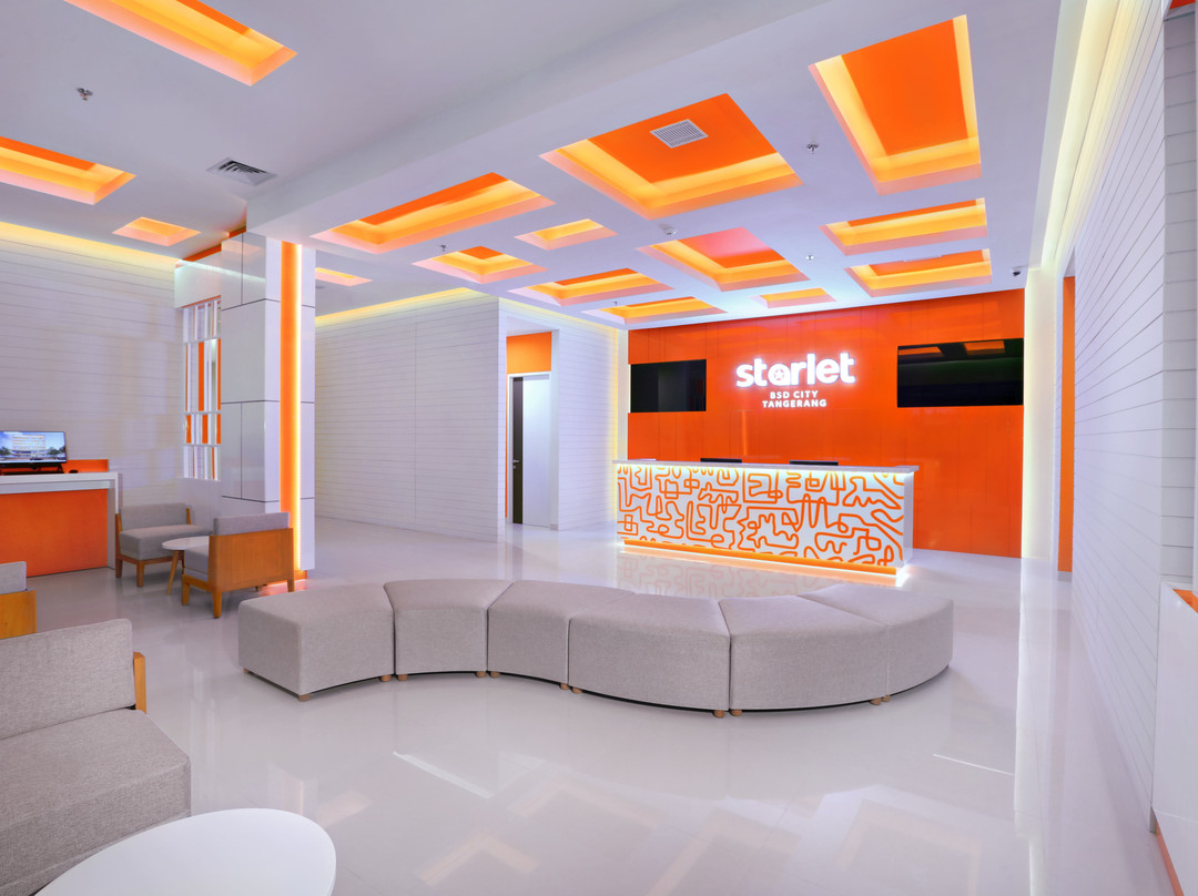 Starlet Hotel BSD City Tangerang主图