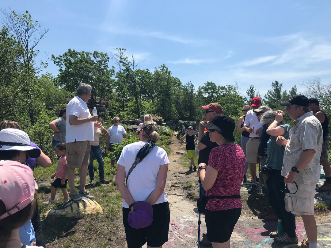 Rollstone Hill Rock Walk"-Fitchburg必去景点