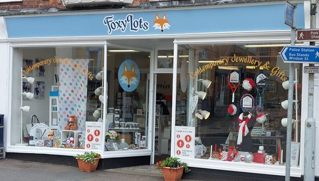 Foxy Lots-梅尔顿莫布雷必去景点