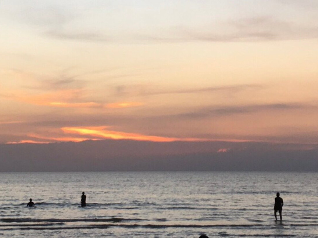 Toei Ngam Beach-色桃邑必去景点