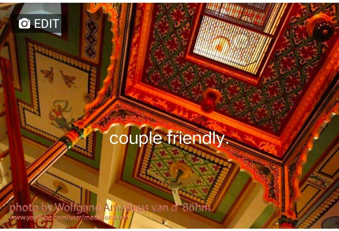 OYO 44604 Jhankar Mansion