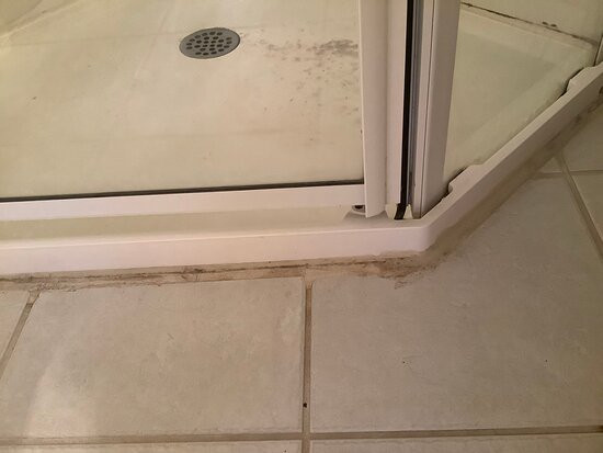 The Quarterdeck Resort主图