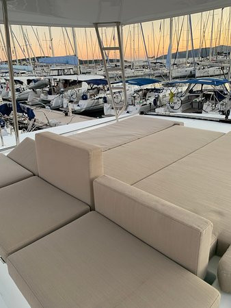 Navigare Yachting景点图片
