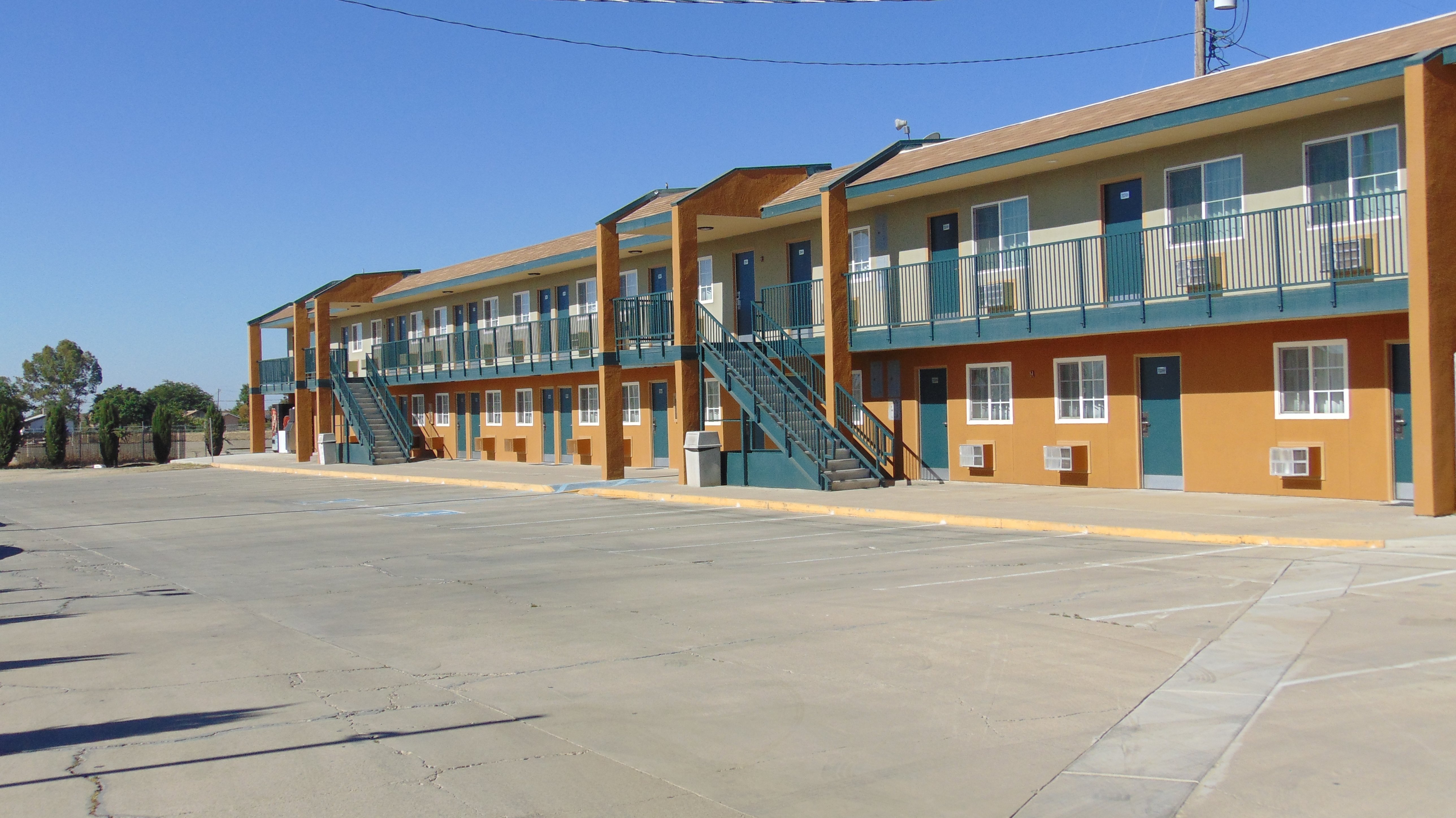 Corcoran Country Inn-官方
