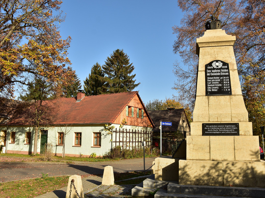 Gefallenendenkmal