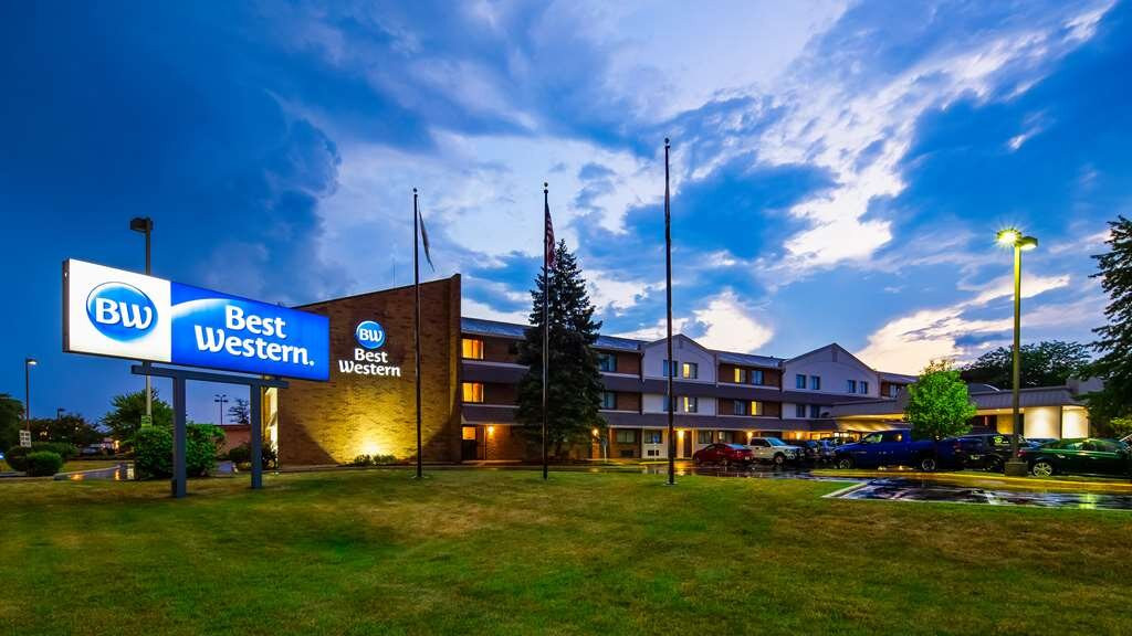 西佳内珀维尔酒店主图