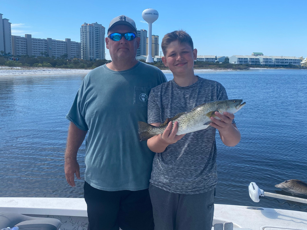 Showintail Inshore Charters Of Navarre Florida-纳瓦拉必去景点