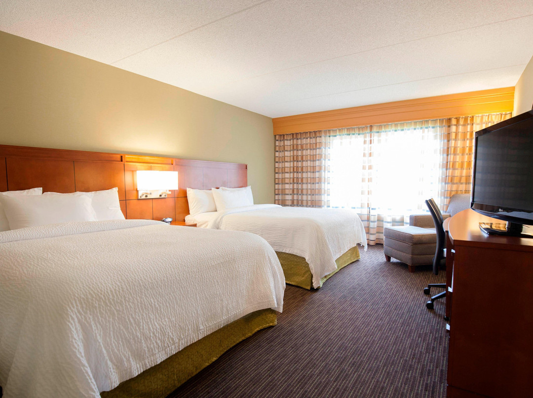 伊萨卡万怡酒店主图