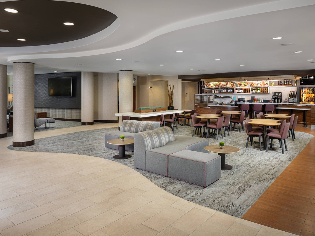 Courtyard by Marriott Anniston Oxford主图