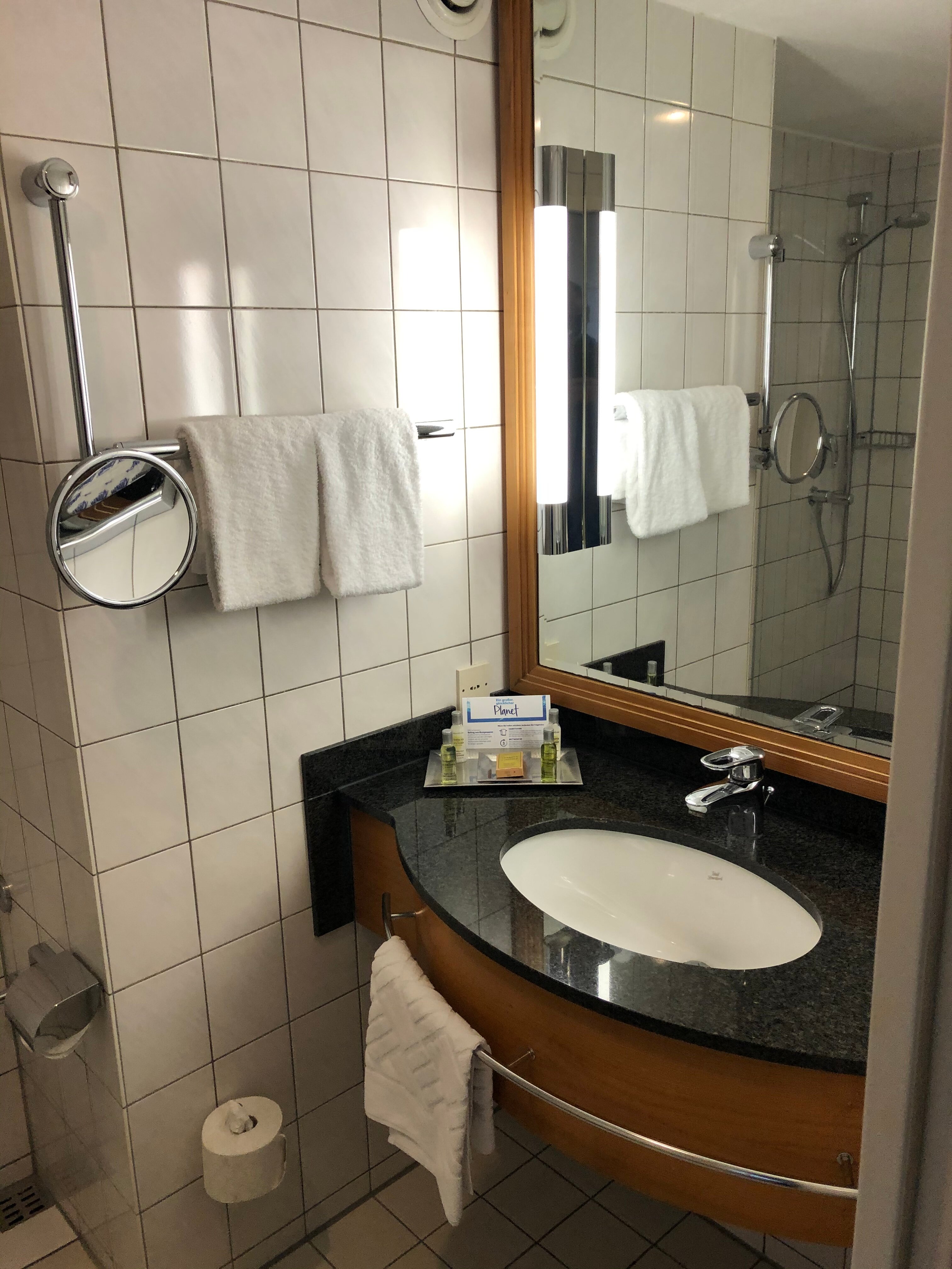 Dorint Hotel Bonn-浴室