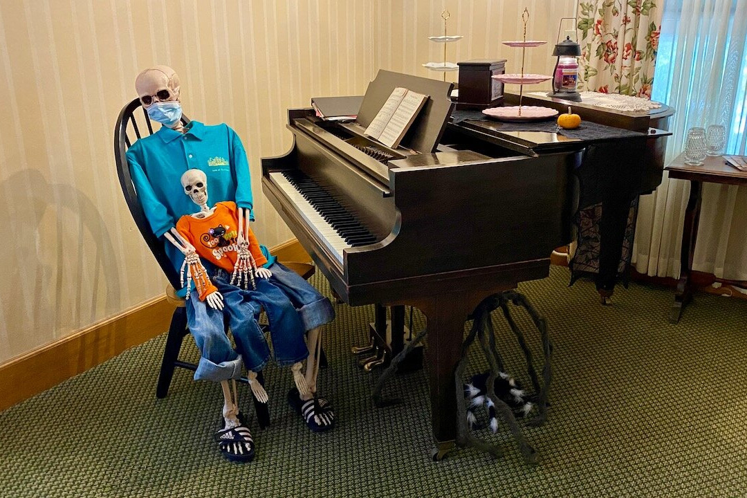 Inn At Ellis River主图