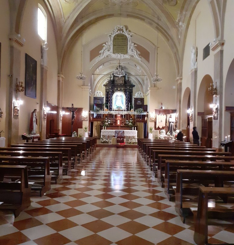 Santuario Santa Maria in Aula Regia-科马基奥必去景点