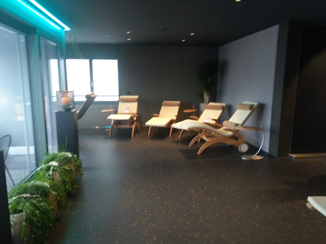 德莱科尼肯酒店主图