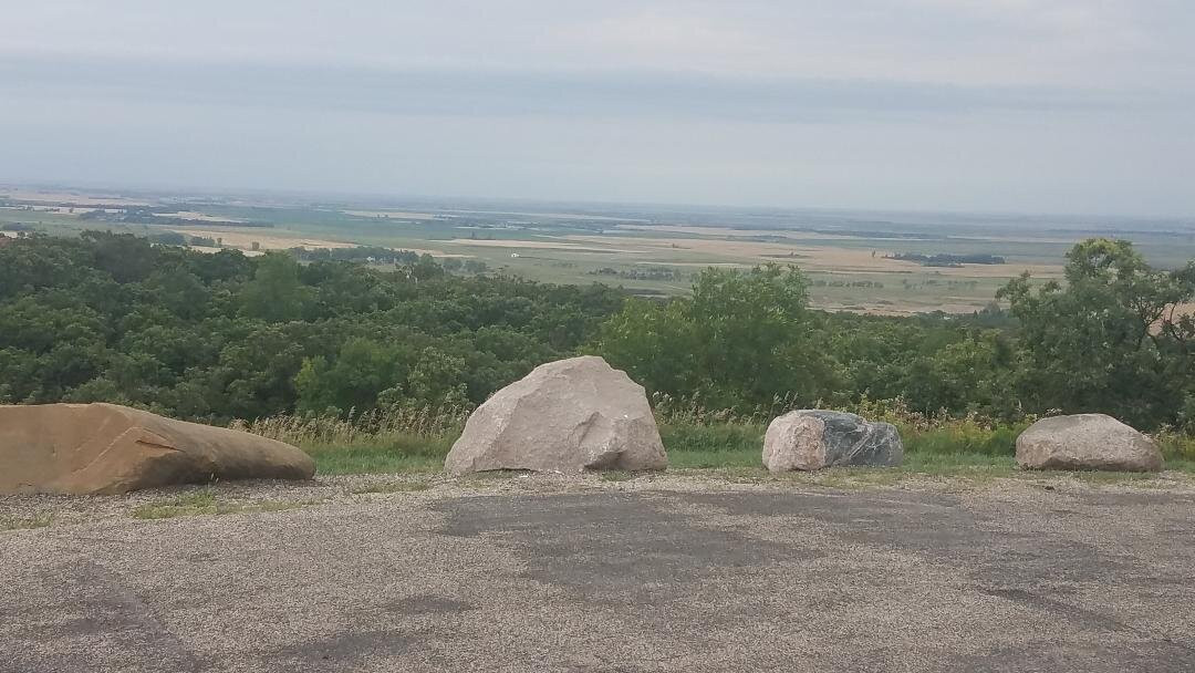 Mystical Horizons-Bottineau必去景点