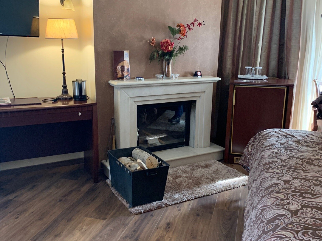 诺斯托斯酒店主图