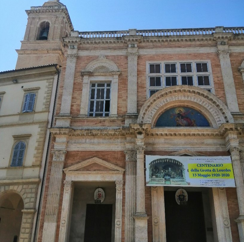 Collegiata di Santa Maria Assunta景点图片