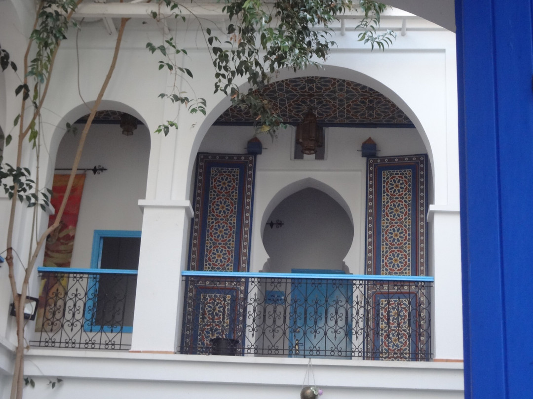 Maison De La Culture-舍夫沙万必去景点