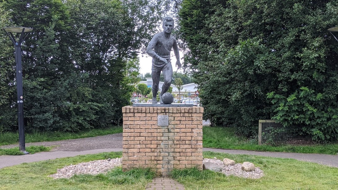 Davie Cooper Memorial-汉密尔顿必去景点