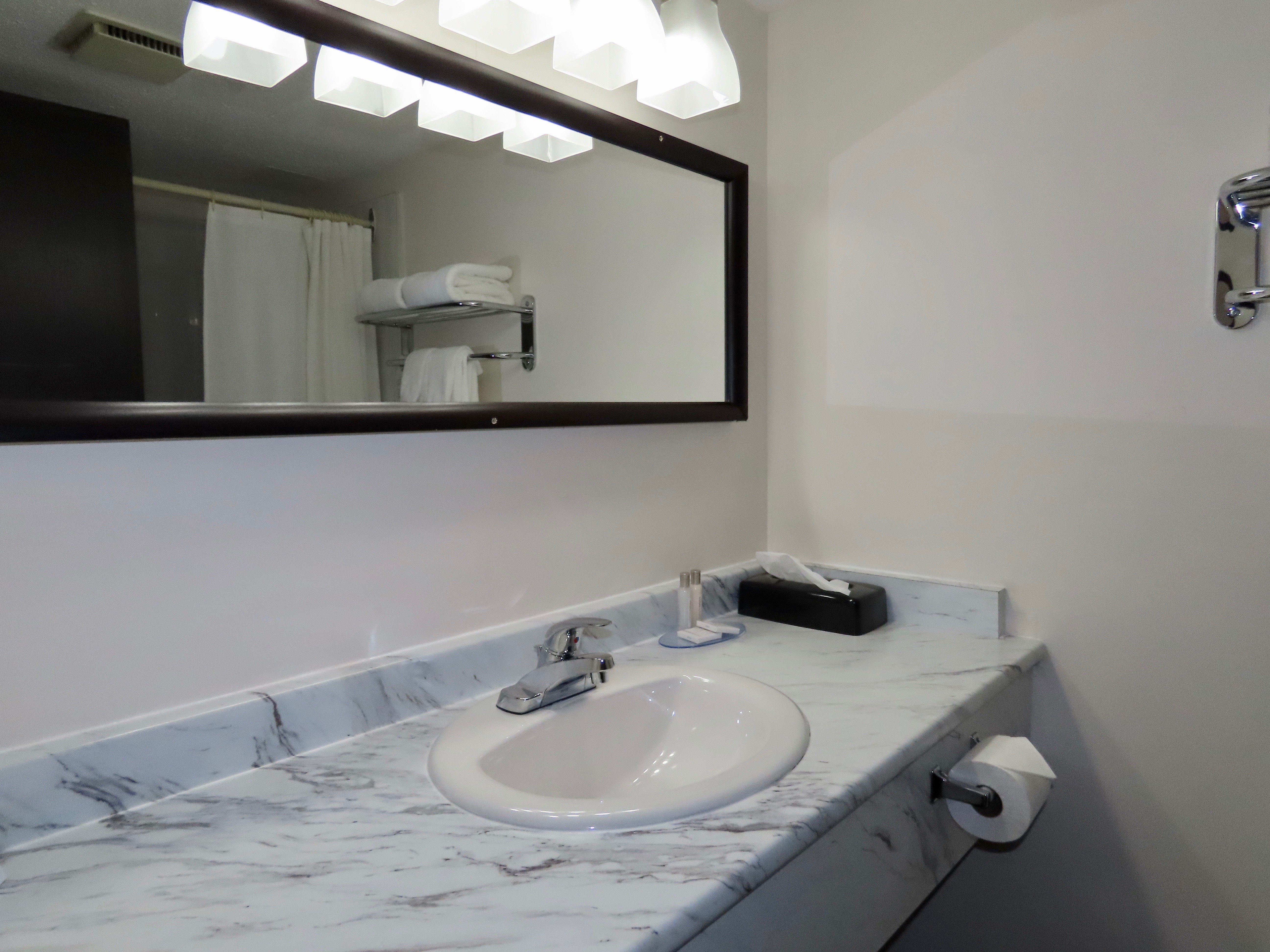 Travelodge by Wyndham Blairmore-浴室