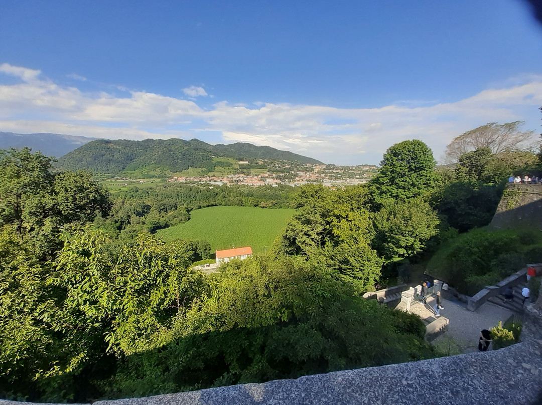 Santuario della Madonna del Bosco-Imbersago必去景点