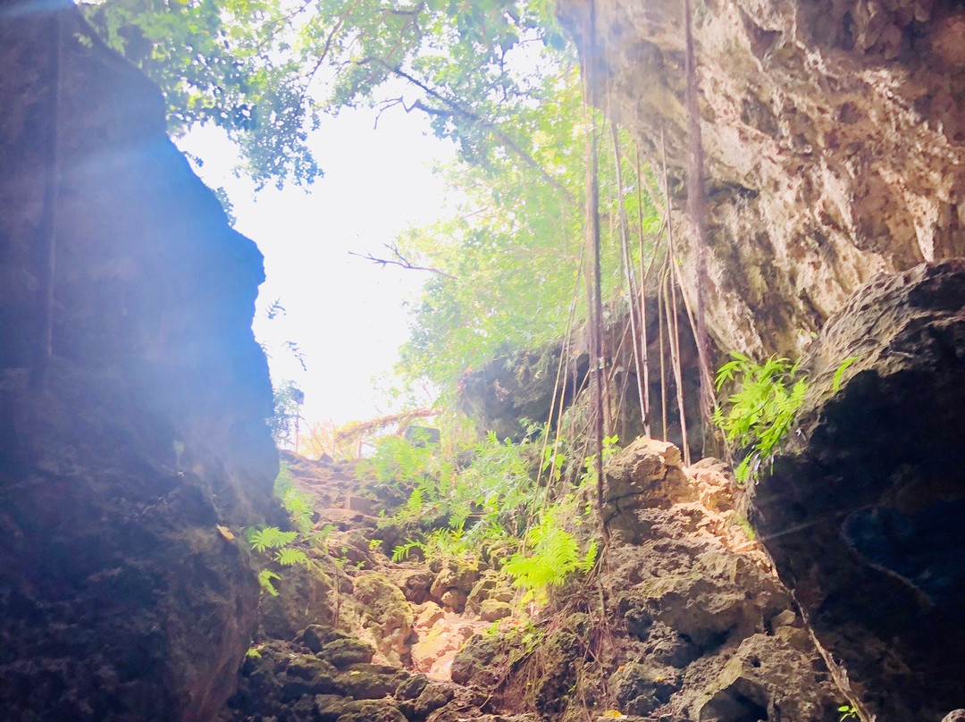 Marbo Cave景点图片