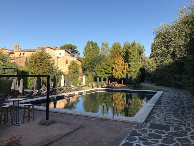 Castel Monastero主图