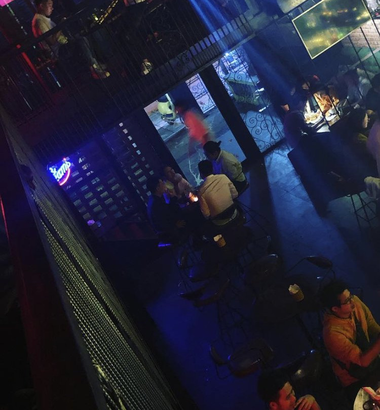 The Local Wine & Cocktail Bar-荣市必去景点
