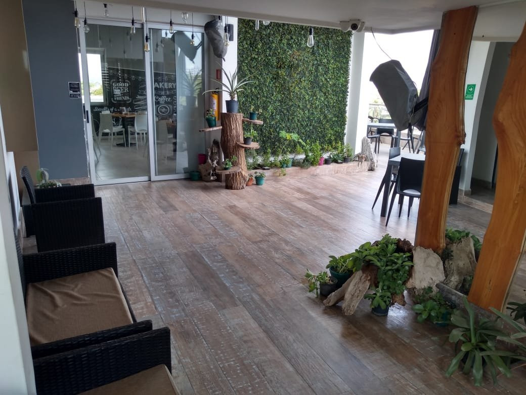 Hausen Hotel Suites主图