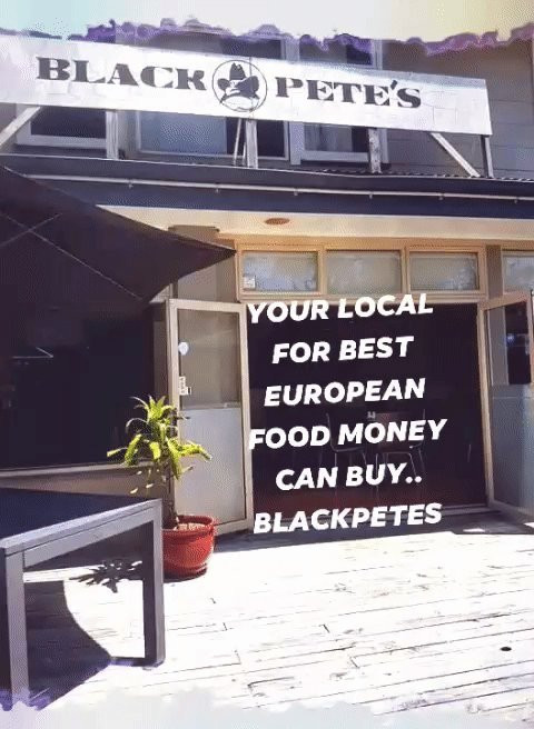 Black Pete's Bar and Grill