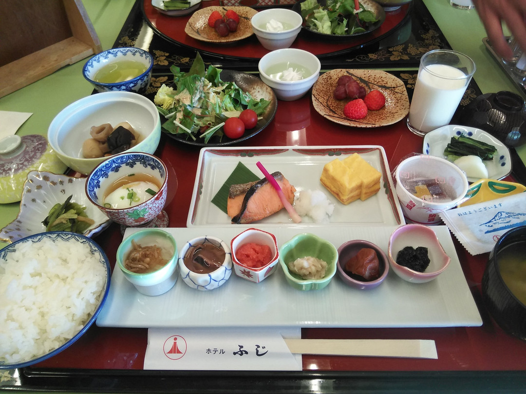 富士酒店主图