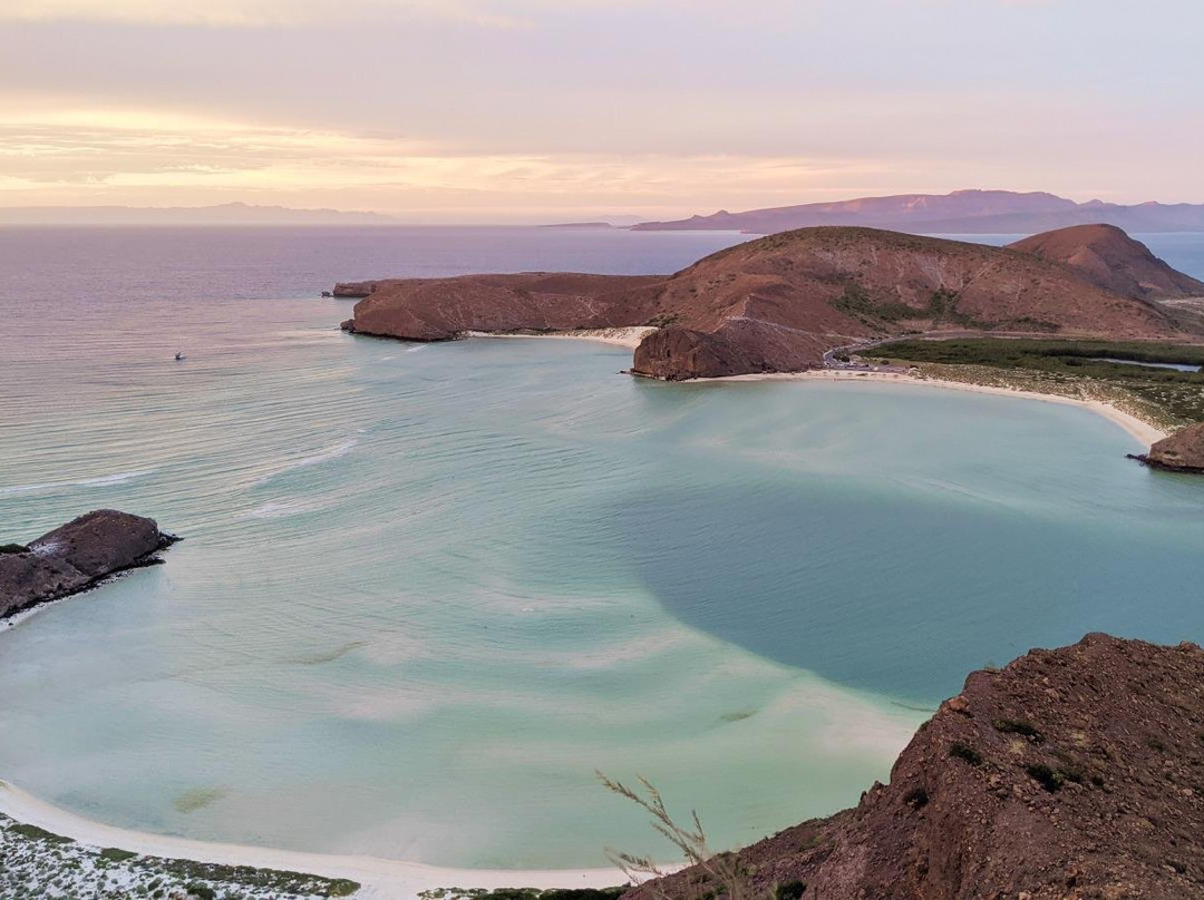 Quiana Baja Tours-拉巴斯必去景点