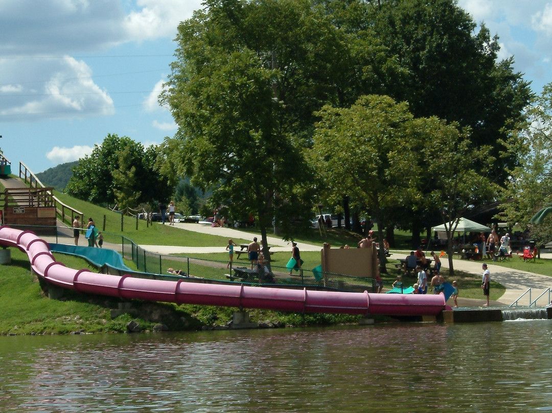 Long's Retreat Family Resort主图