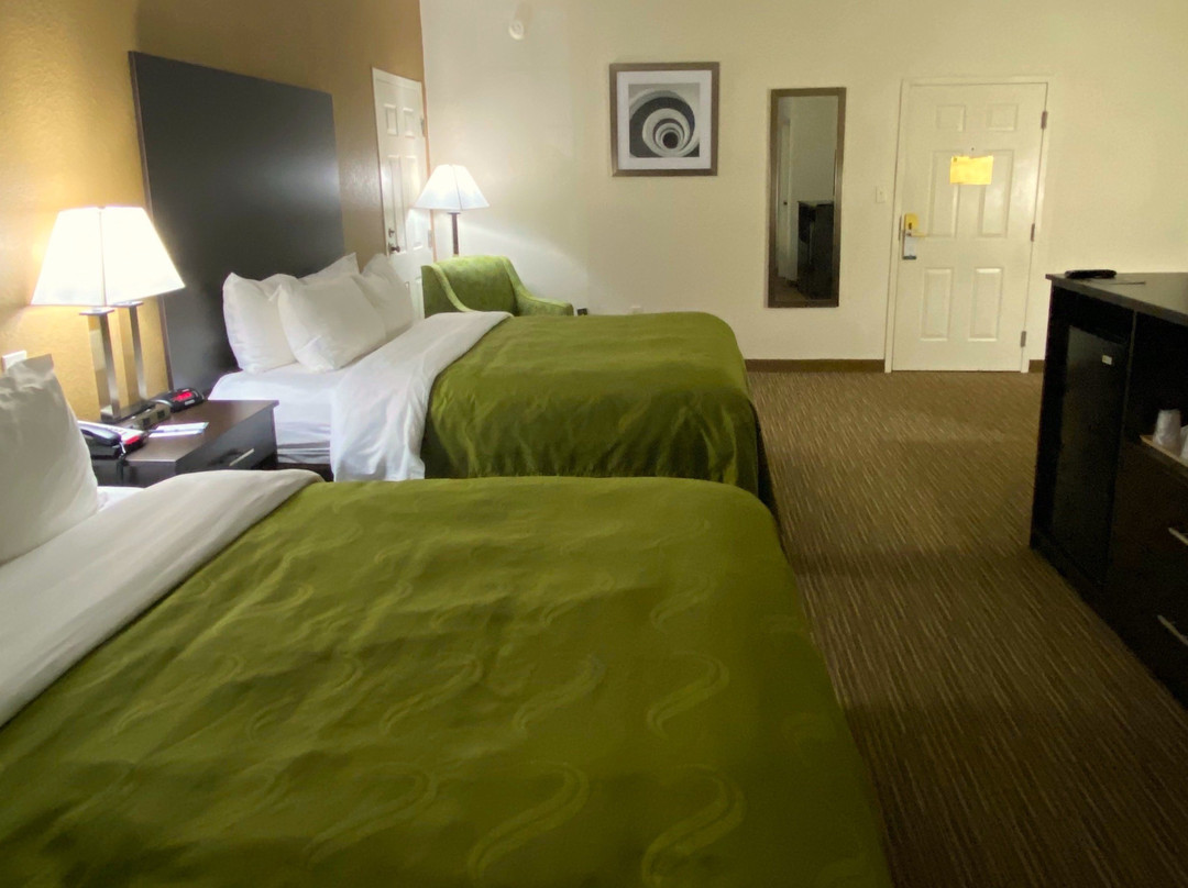 Quality Inn & Suites主图